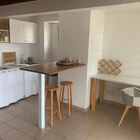 The N'House Apartment Kourou Luaran gambar