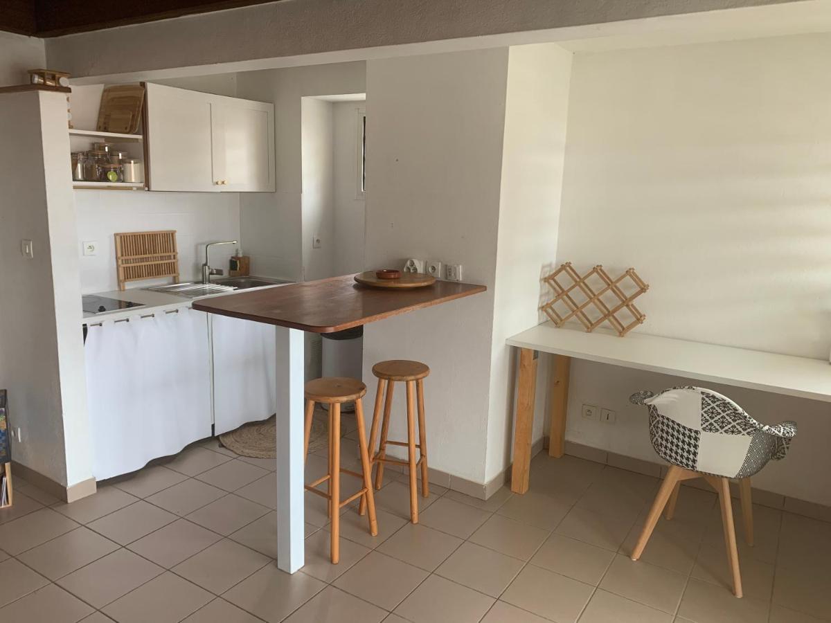 The N'House Apartment Kourou Luaran gambar