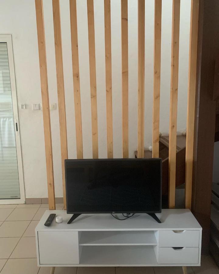 The N'House Apartment Kourou Luaran gambar